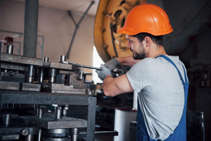 Eficiência em alta: montagem industrial moderna